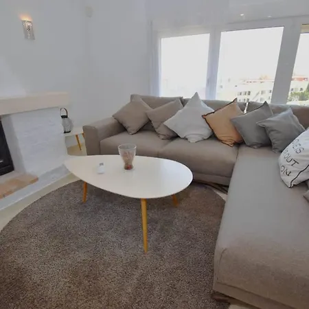 Family Pool Sea Views & Walk To Fuengirola