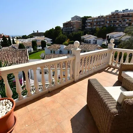 Family Pool Sea Views & Walk To