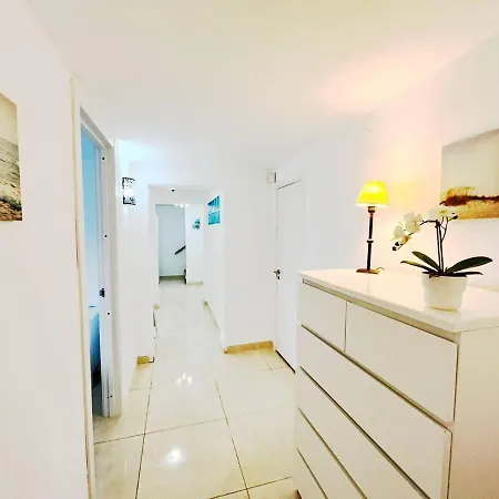 Villa Family Pool Sea Views & Walk To *
