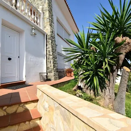 Family Pool Sea Views & Walk To Villa Fuengirola